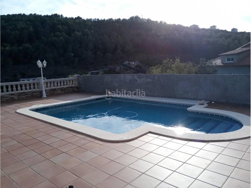 Foto 165e0459-4d04-438a-b9ad-e31f2f22a2bb. Casa espectacular!! chalet adaptado como 2 viviendas independientes vistas panorámicas al mar los rosales en Cunit