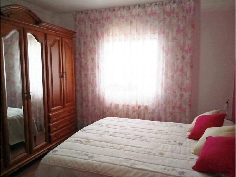 Foto 3d2b3dca-5a7f-4215-9e79-e51a8d52e811. Casa espectacular!! chalet adaptado como 2 viviendas independientes vistas panorámicas al mar los rosales en Cunit