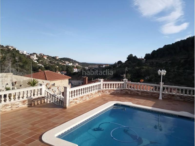 Foto 5471d59b-8df5-4e29-869b-21c1130100d9. Casa espectacular!! chalet adaptado como 2 viviendas independientes vistas panorámicas al mar los rosales en Cunit