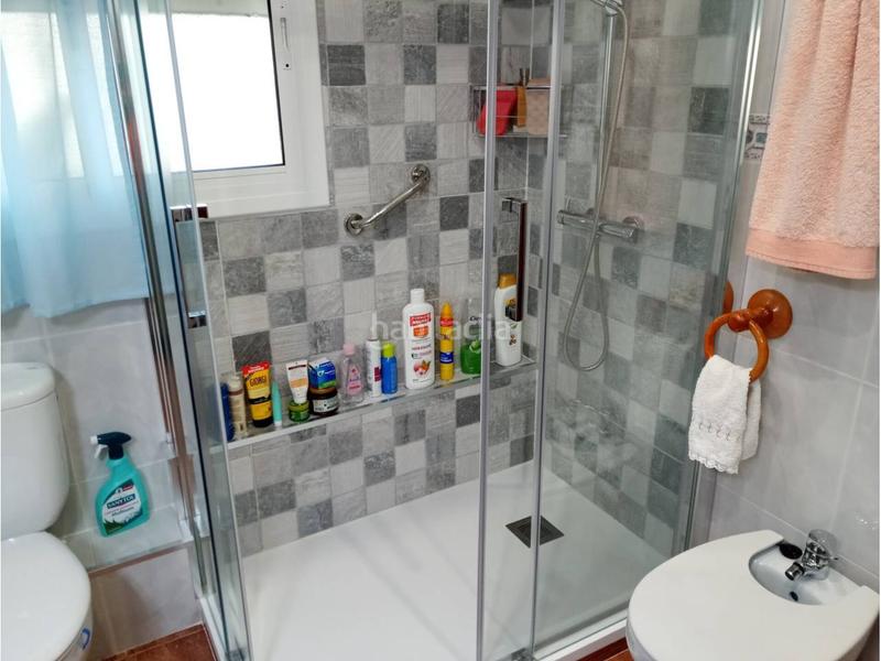 Foto abbbe9f1-7cd1-4700-8272-84772d19c7e7. Casa espectacular!! chalet adaptado como 2 viviendas independientes vistas panorámicas al mar los rosales en Cunit