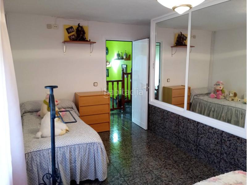 Foto b16c476f-2436-487c-bcec-62b12b9ee1a3. Casa espectacular!! chalet adaptado como 2 viviendas independientes vistas panorámicas al mar los rosales en Cunit