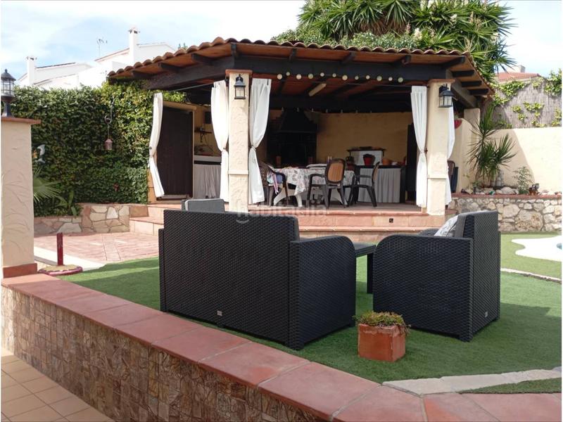 Foto 49ae3706-6751-4106-be61-45b7227e46da. Casa encantadora casa en rectoret 3 hab. baño, aseo, garaje, piscina comunitaria en Cunit