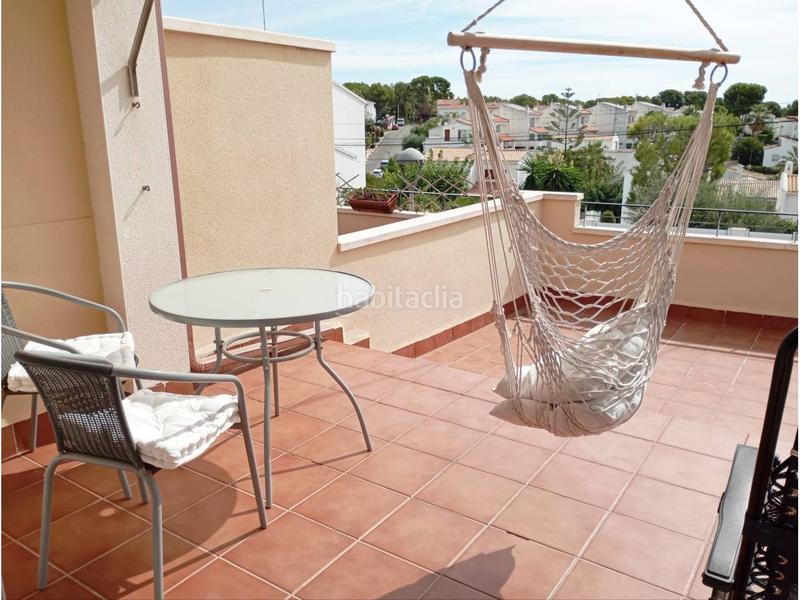 Foto b6c6560d-f169-4757-828f-3bca358c4fd8. Casa encantadora casa en rectoret 3 hab. baño, aseo, garaje, piscina comunitaria en Cunit