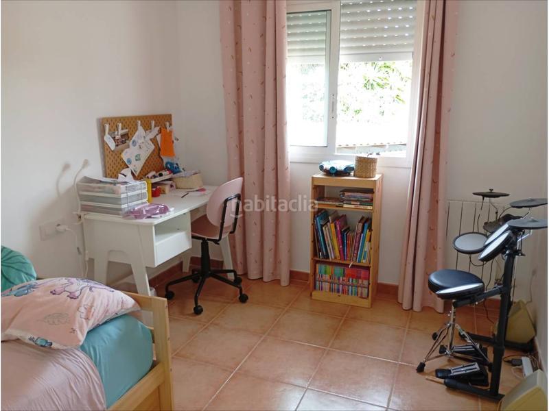 Foto bafcfdec-ab1e-4f4a-a443-16d3ed3f9e6d. Casa encantadora casa en rectoret 3 hab. baño, aseo, garaje, piscina comunitaria en Cunit