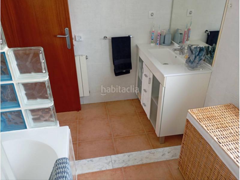 Foto d6318d28-e366-4452-a6b6-6406866d3091. Casa encantadora casa en rectoret 3 hab. baño, aseo, garaje, piscina comunitaria en Cunit