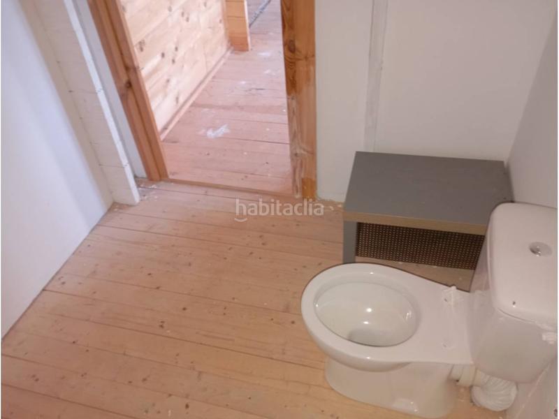 Foto 6aca05bb-3969-4bec-b431-4fe1e2eddebe. Casa  de madera en urbaniz. los rosales en costa Cunit - els jardins - els rosers Cunit