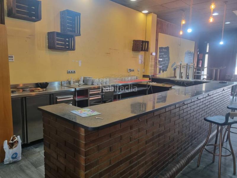 Foto a4884aa0-09c4-4033-8025-4204caf5dc36. Locale commerciale in Nucli Antic Cunit