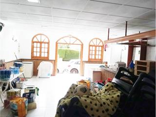 Local commercial à El Tancat-Mas d´en Gual. Gran local comercial de 213 m2 en el vendrell  zona tancat