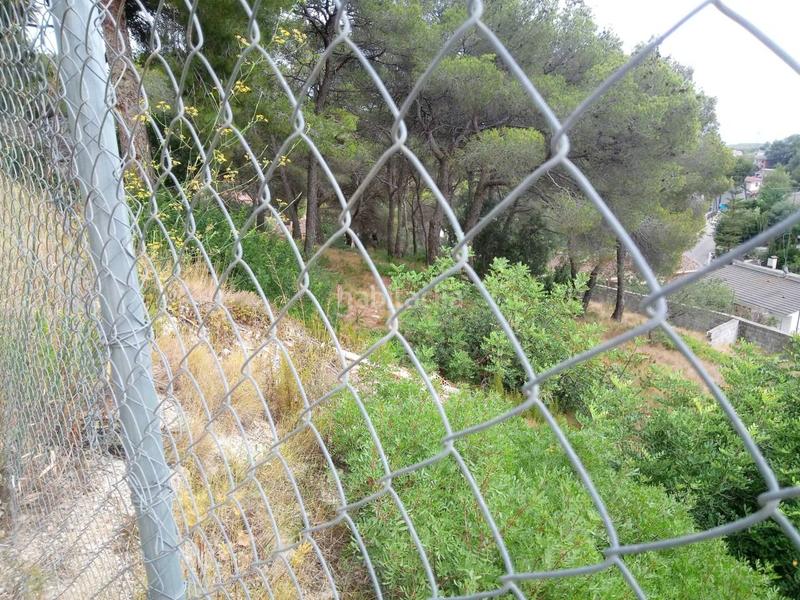 Foto cd446386-c2f1-483c-83cd-7f55d2255285. Finca rústica a costa Cunit - els jardins - els rosers Cunit