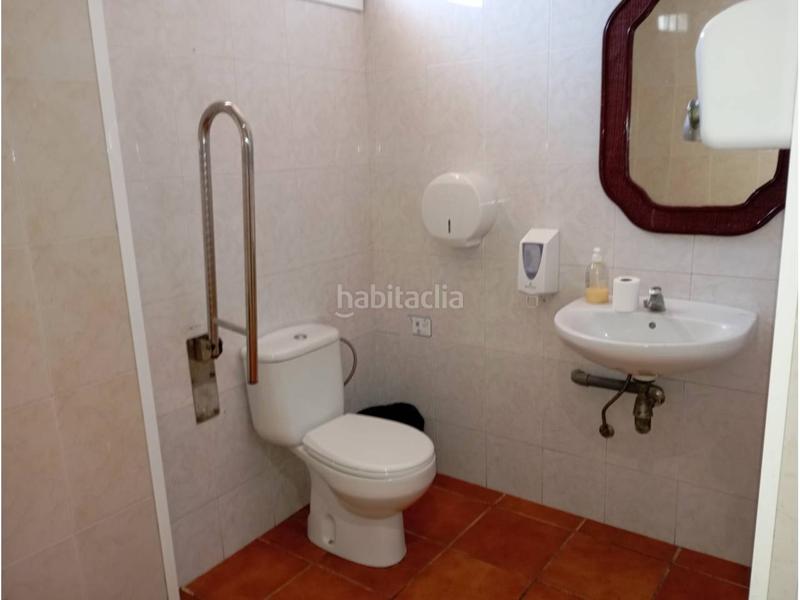 Foto 0f7f3f32-0c25-4a44-a6ba-cd274a78d992. Transfer business premise in Bisbal del Penedès (La)