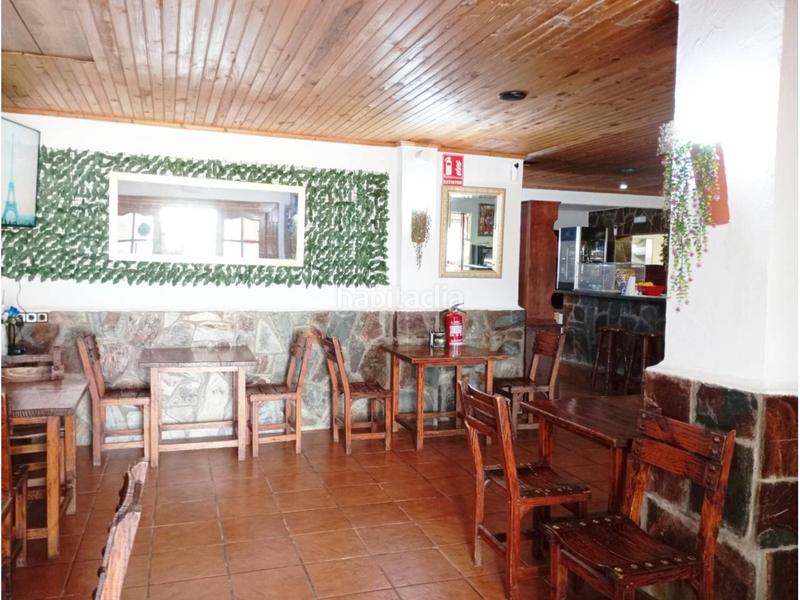 Foto a2d13f74-e1e0-4402-8098-e35d33be04eb. Traspàs local comercial a Bisbal del Penedès (La)