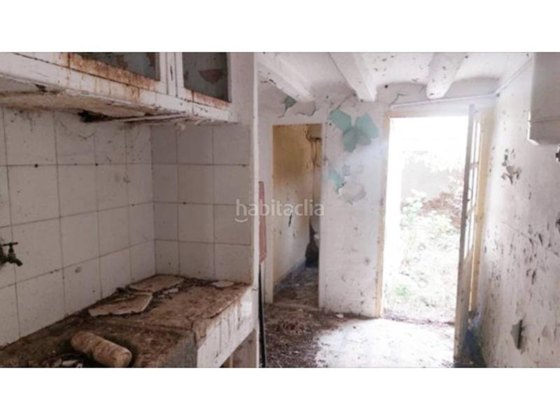 Foto 9042ae4b-9f30-4ce3-8b26-f863b654ddaa. Casa  para rehabilitar en el vendrell zona tancat en Vendrell (El)