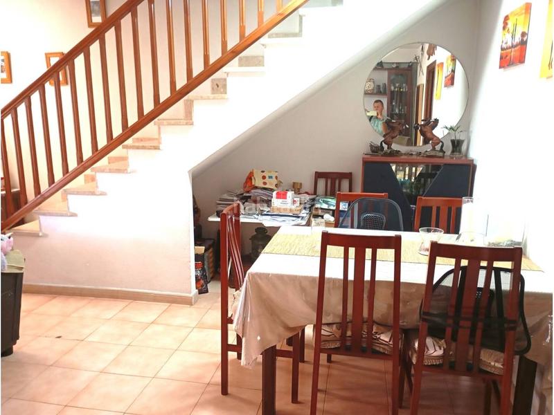 Foto e8304c79-da74-4691-8728-658c643a5bdc. House with parking in Cunit residencial Cunit