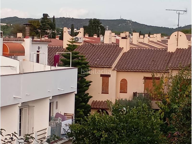 Foto 0ad2f87d-7c99-4684-af9c-06454e08bb32. Àtic amb aparcament piscina a Sant Salvador Coma-ruga