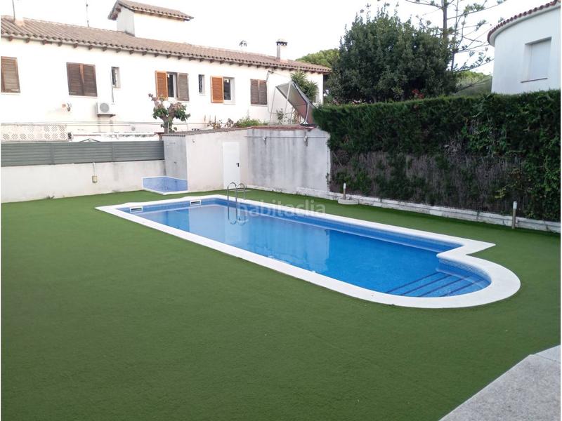 Foto 1f2049b2-6718-49ad-a189-44dde4202ee9. Àtic amb aparcament piscina a Sant Salvador Coma-ruga