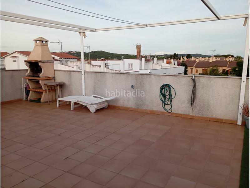 Foto bf8d4064-3b08-4498-8b0b-b1fee25dc066. Àtic amb aparcament piscina a Sant Salvador Coma-ruga