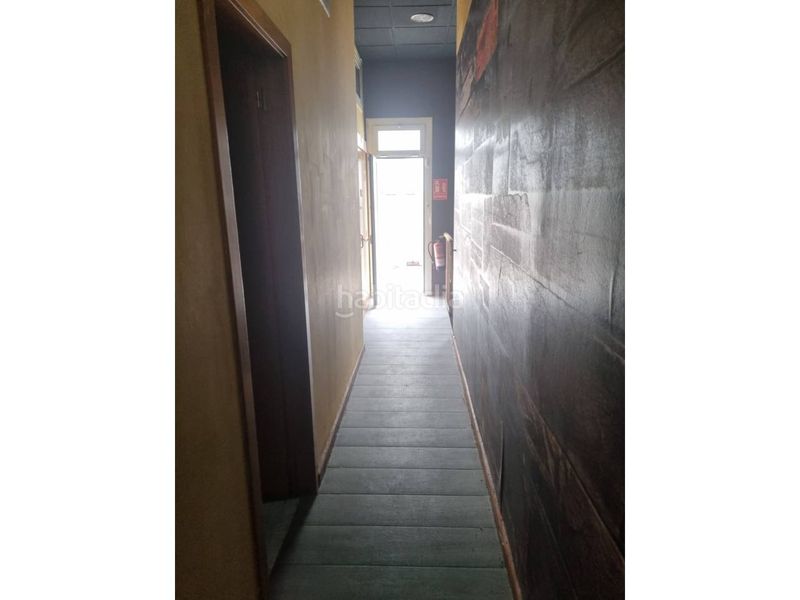 Foto aa7acaf7-aae4-4d76-bbfc-8fc74396b5d8. Local comercial a Nucli Antic Cunit