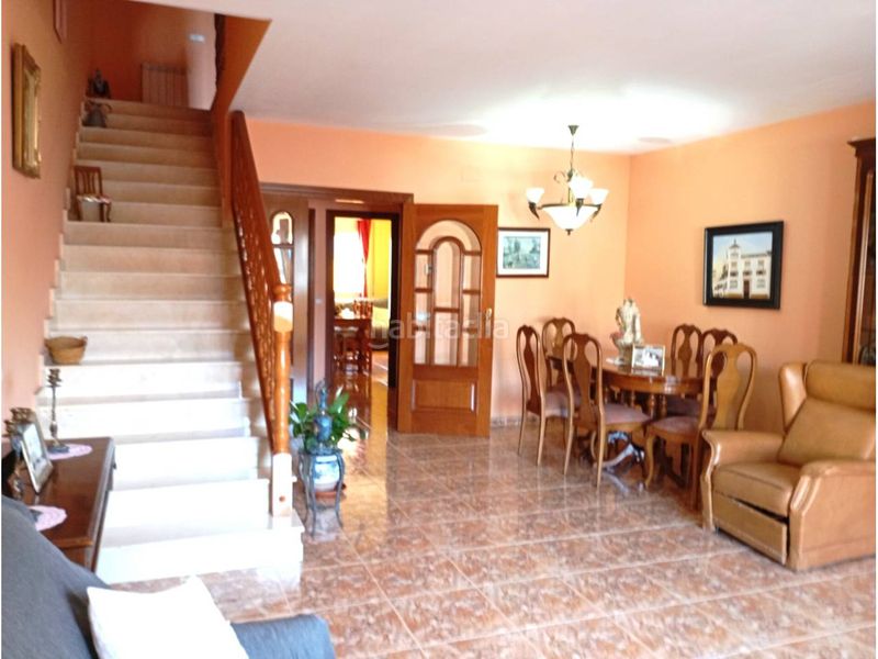 Foto 4b2b1ac3-a074-4697-a475-b2dc7f42d3c5. Casa amb calefacció aparcament a Santa Maria-l´Eixample-Sud Sumella Cubelles