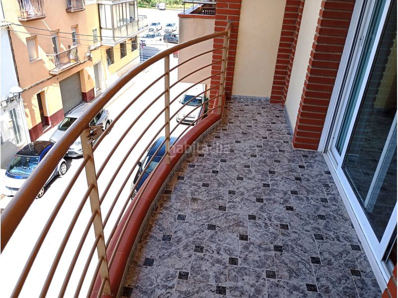 Foto f832605c-8aaf-4a4a-b4d1-8cc96ad59df2. Casa amb calefacció aparcament a Santa Maria-l´Eixample-Sud Sumella Cubelles