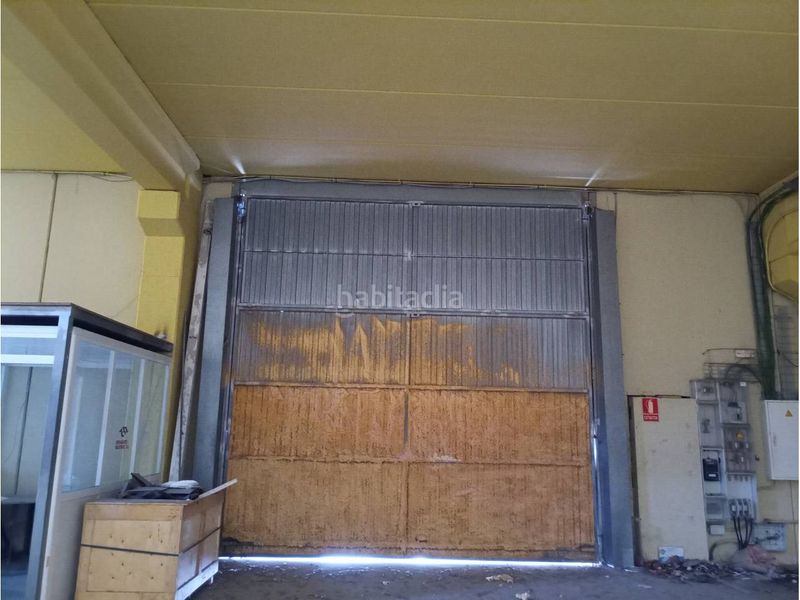 Foto 32500882-f3fa-4680-9533-04518dde1436. Nau industrial a Centre Vendrell (El)