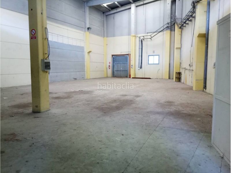 Foto 7503b8a6-470d-4b8f-b748-e61d691345c2. Nau industrial a Centre Vendrell (El)