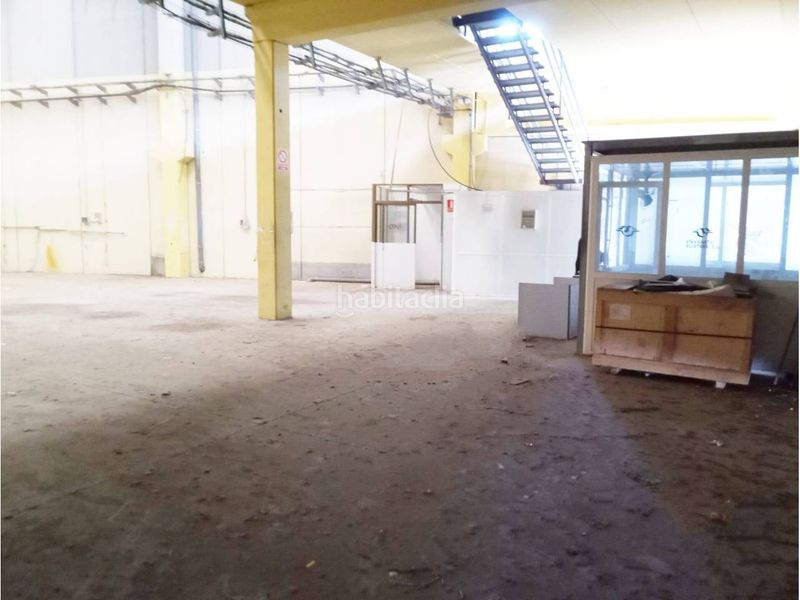 Foto 872aa64c-5840-437d-8267-8111d0948fc9. Nau industrial a Centre Vendrell (El)