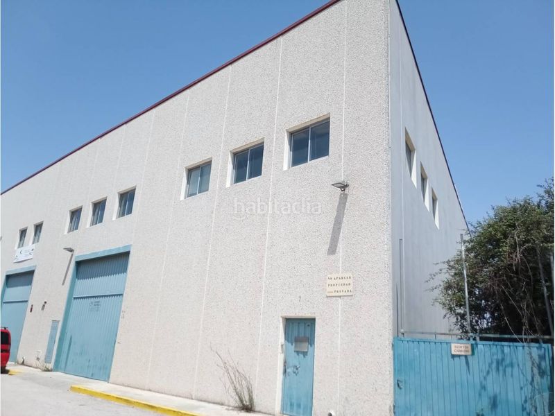 Foto 8bc0f548-0428-41e0-9444-6610d038637a. Nau industrial a Centre Vendrell (El)