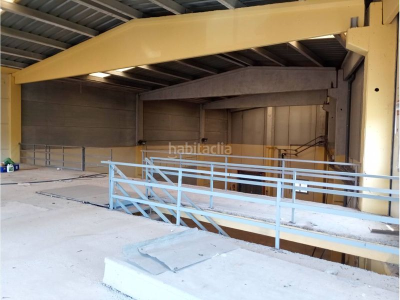Foto fec9e7f2-4a54-4517-b9fb-94c23f92edf1. Nau industrial a Centre Vendrell (El)