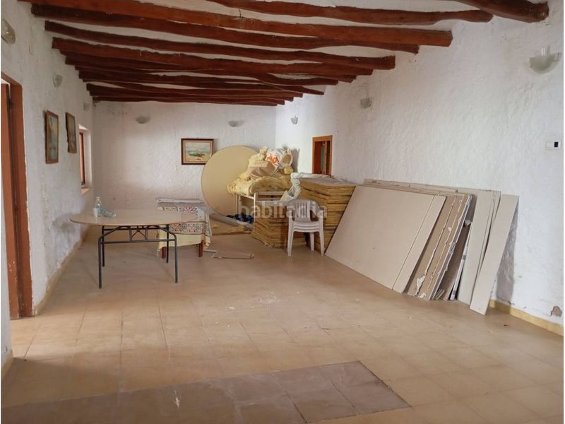 Foto 8cb85edc-3312-4c74-b51e-a50cb21bf4a5. Masia amb calefacció aparcament a Mas Borràs-Coto del Rey Vendrell (El)