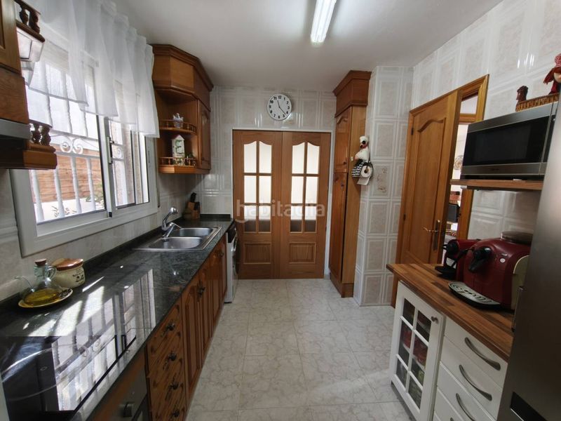 Foto 3c7b7b8f-5b5c-4fe2-8044-834f3f319005. Casa amb aparcament a Can Nicolau - Les Sorres - Valparaiso Cunit
