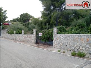 Wohngrundstück in Costa Cunit - Els Jardins - Els Rosers. Gran parcela con vistas al mar de 1.200 m2 en costa cunit practi