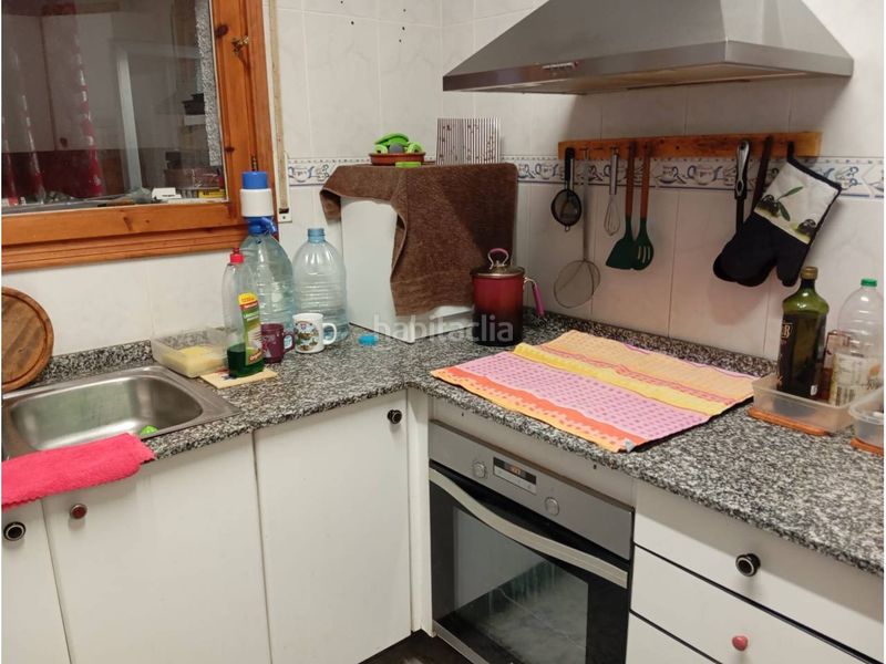 Foto 7f0fb4d7-d1ef-4dc7-8a54-87a9e8003485. Casa amb aparcament a Bellvei