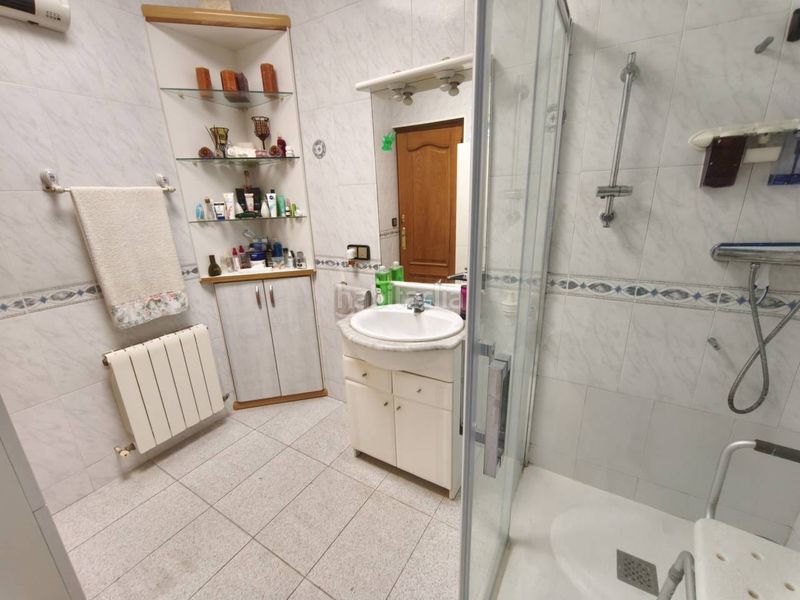 Foto f8353efc-c5ef-40ca-b994-88c0ce0e25f8. Casa amb calefacció aparcament piscina a costa Cunit - els jardins - els rosers Cunit