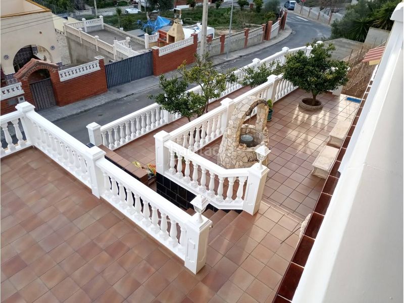 Foto 78327639-bd30-4703-80b5-3663c53f3362. Casa amb calefacció aparcament piscina a costa Cunit - els jardins - els rosers Cunit