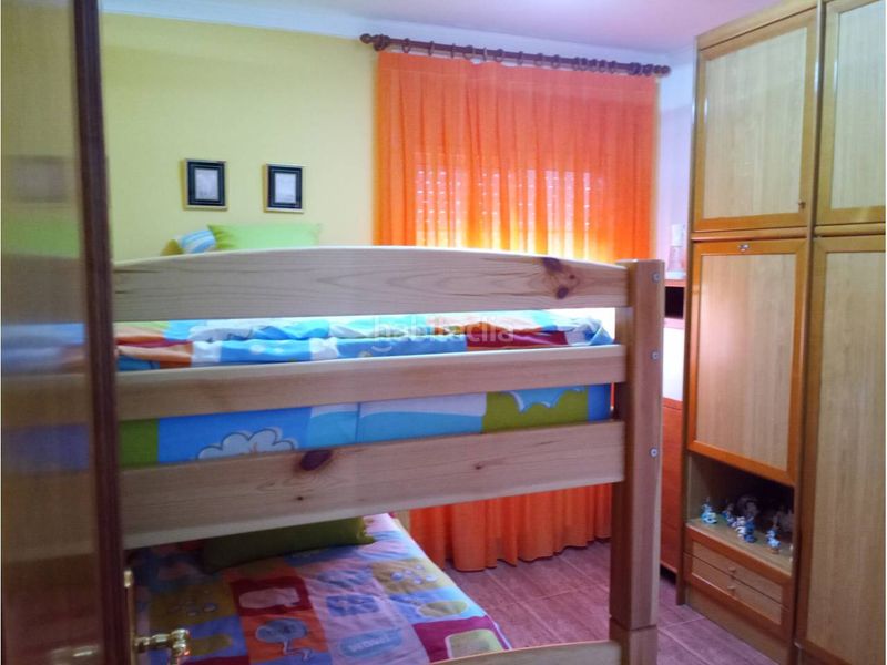 Foto 9399ebdb-5ce2-435c-a658-afea14041d76. Casa amb calefacció aparcament piscina a costa Cunit - els jardins - els rosers Cunit