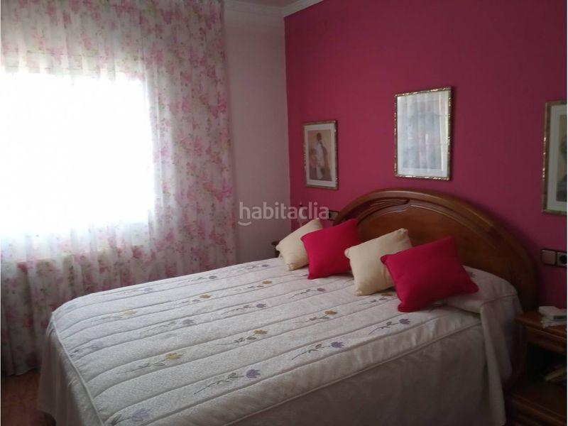 Foto be3d60fe-0e4f-4d43-9fc0-d2d97fc7755e. Casa amb calefacció aparcament piscina a costa Cunit - els jardins - els rosers Cunit
