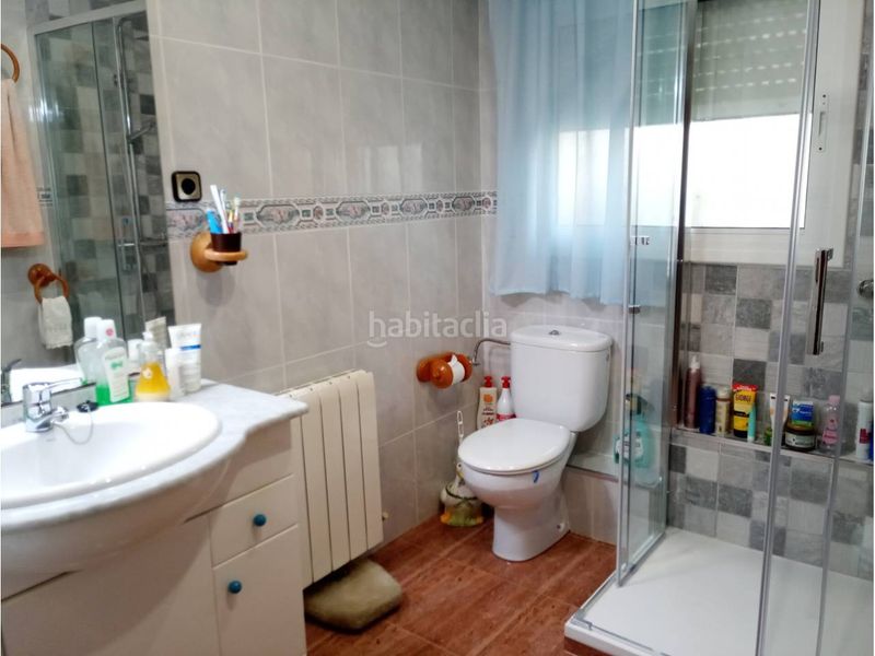 Foto d7e60c83-edcd-4ce6-ad85-2c41d35f75cd. Casa amb calefacció aparcament piscina a costa Cunit - els jardins - els rosers Cunit
