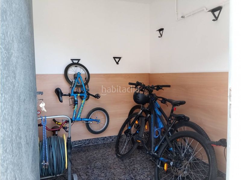 Foto fb9d0247-7273-41ca-8353-df39ebc54b79. Casa amb calefacció aparcament piscina a costa Cunit - els jardins - els rosers Cunit