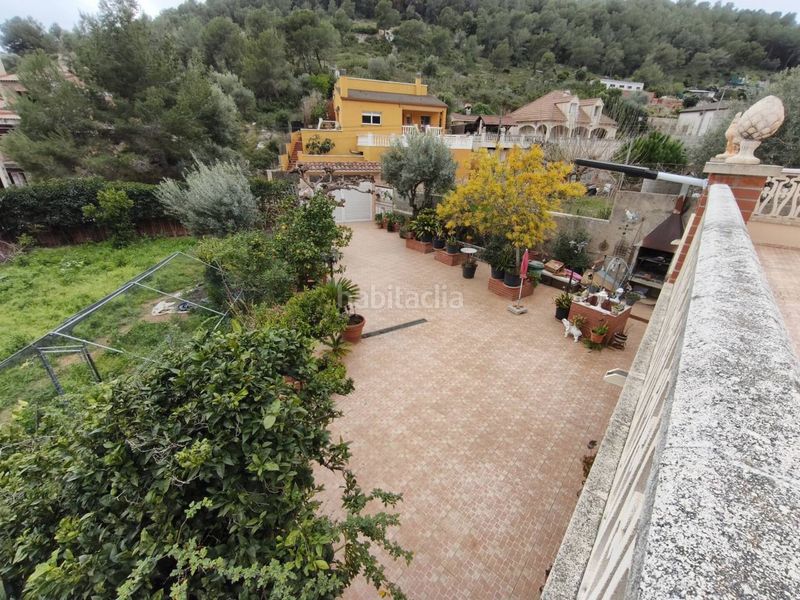 Foto bf12d766-3d2d-4ab2-8f93-f7a651afed88. Casa amb calefacció aparcament piscina a costa Cunit - els jardins - els rosers Cunit