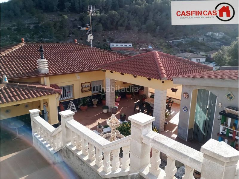 Casa con riscaldamento parcheggio piscina in Castellet i la Gornal