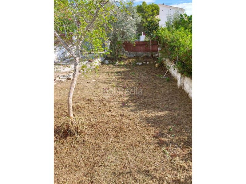 Foto ae6a18aa-4189-409e-b03b-b646918ae66d. Casa amb aparcament a Cunit residencial Cunit