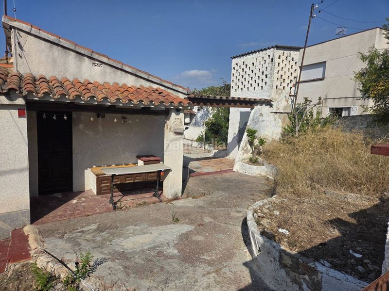 Foto f36a1cd6-68d7-4b4e-986b-9ceae07b0065. Casa amb aparcament a Cunit residencial Cunit