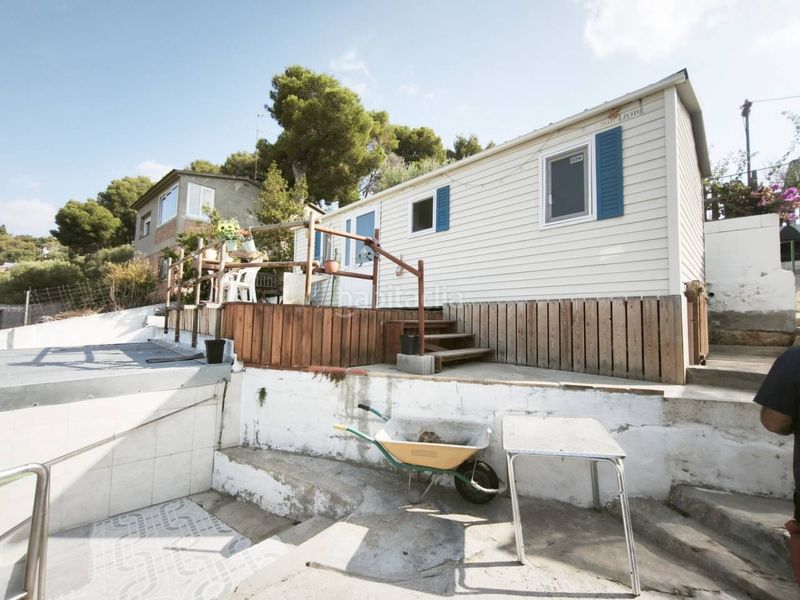 Foto 4954d568-77bf-4b0f-a72e-6072bd9c6cf4. Casa amb aparcament a costa Cunit - els jardins - els rosers Cunit