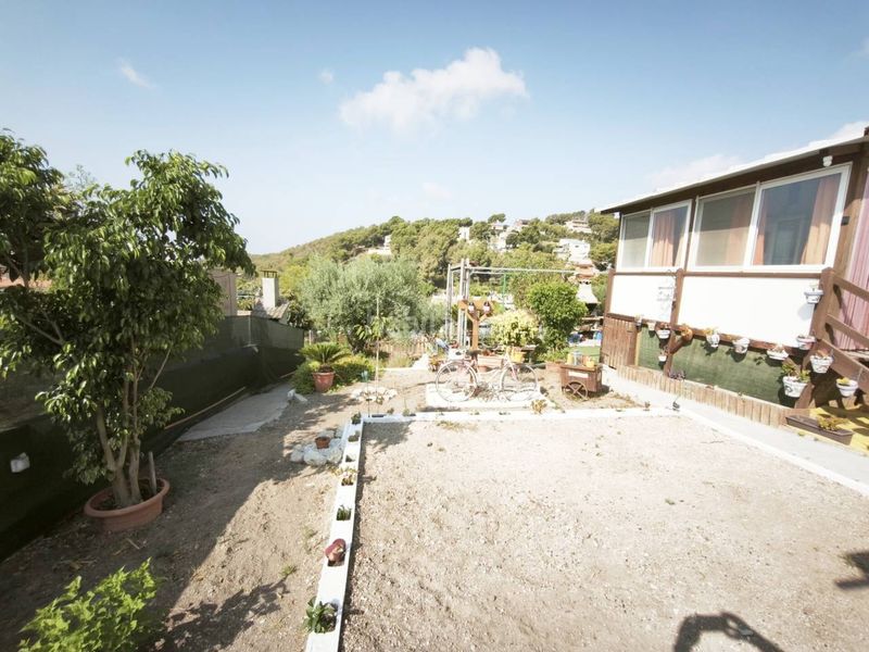Foto 99816567-04ff-4c14-8672-2ecc203f5913. Casa amb aparcament a costa Cunit - els jardins - els rosers Cunit