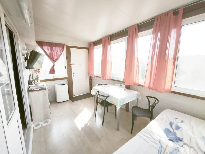 Foto 9d3b3976-8b80-4389-99cc-23e38f39f0c8. Casa amb aparcament a costa Cunit - els jardins - els rosers Cunit