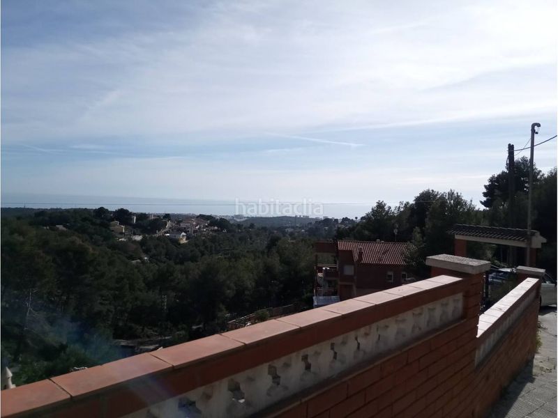 Foto d2cf7a7a-5c90-4951-8589-17eb9d731a8f. Finca rústica a costa Cunit - els jardins - els rosers Cunit