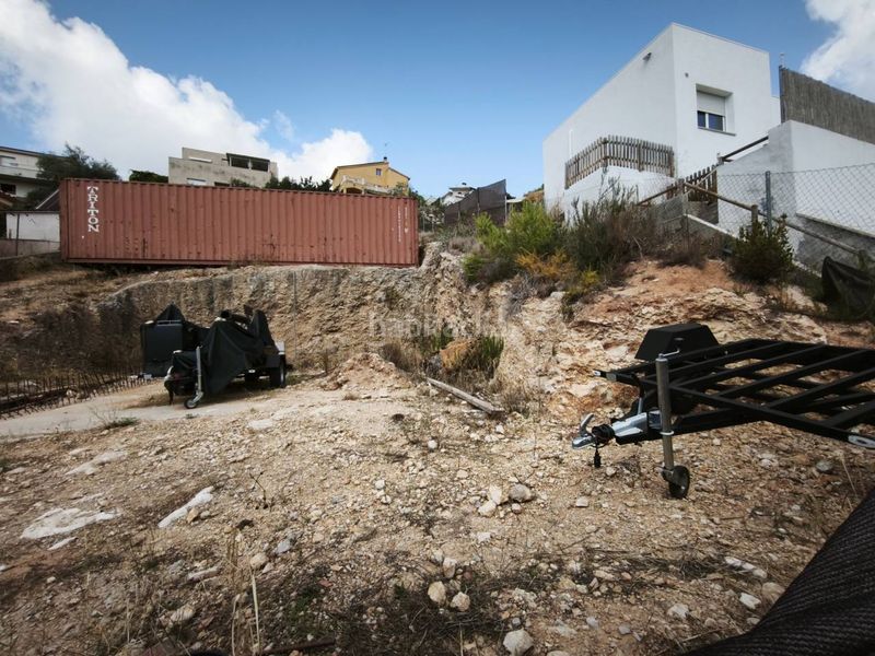 Foto 6b40fd9c-f8a1-45b1-b8c9-24326f604afe. Terreny residencial a costa Cunit - els jardins - els rosers Cunit