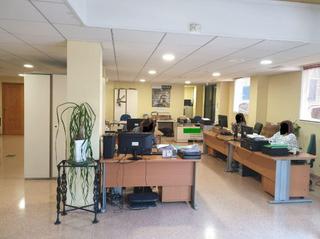 Alquiler Oficina en Benalúa. Su marca merece el mejor local. junto juzgados de alicante
