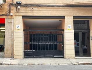 Parking voiture  Calle jose gutierrez-peten. Garaje en pleno centro de alicante