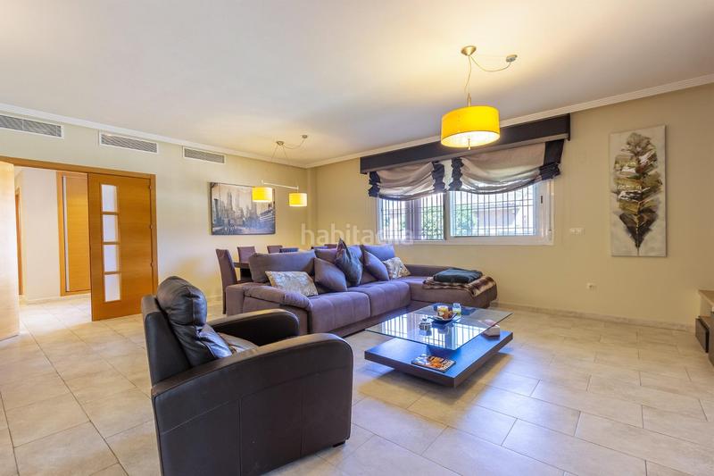 Foto 1df84113-edbe-4093-b4be-4c2a1317242e. Xalet amb calefacció aparcament piscina a Almajada-Ravel Mutxamel